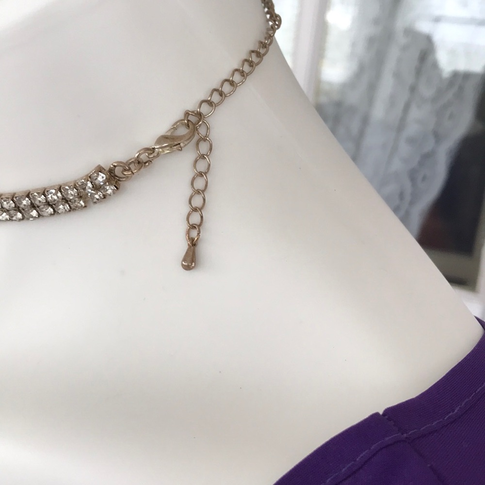 Diamond/Crystal like Costume Jewelry - Picture 4 of 12